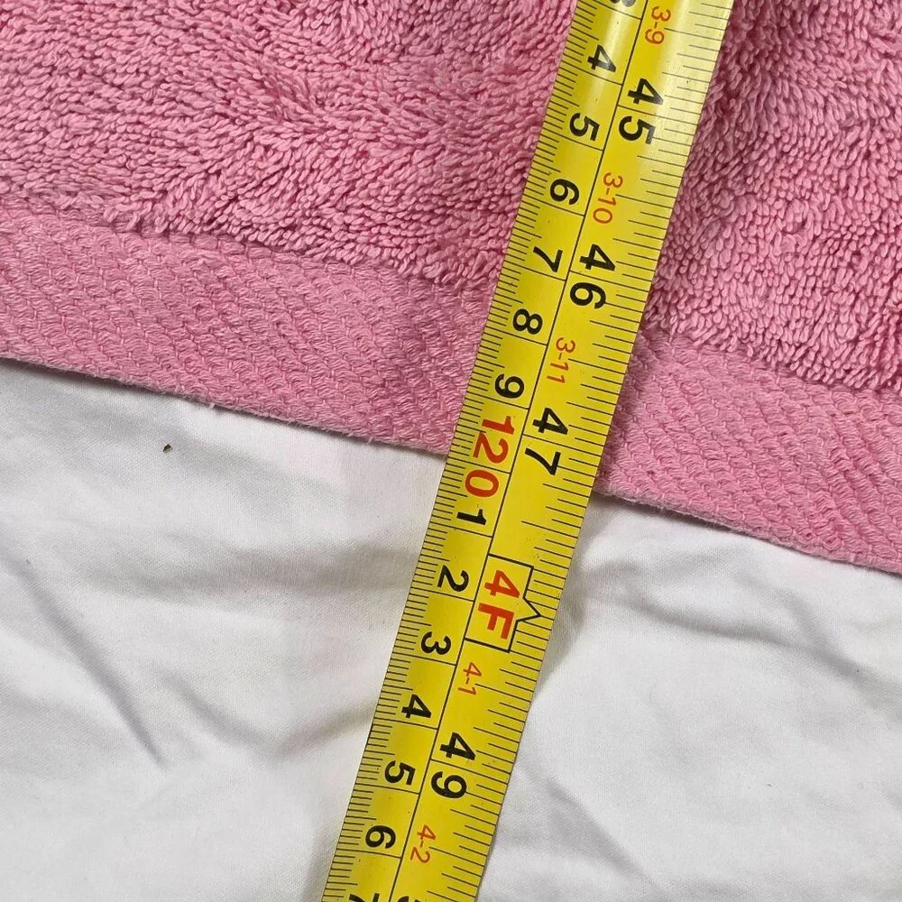 Vintage Palatial Pink Bath Towel 100% Cotton Soft Absorbent Made In USA